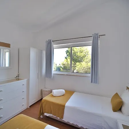 Вилла Casa Da Prainha - Private Pool, Next To The Алвор