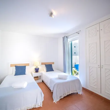 Casa Da Prainha - Private Pool, Next To The * Alvor